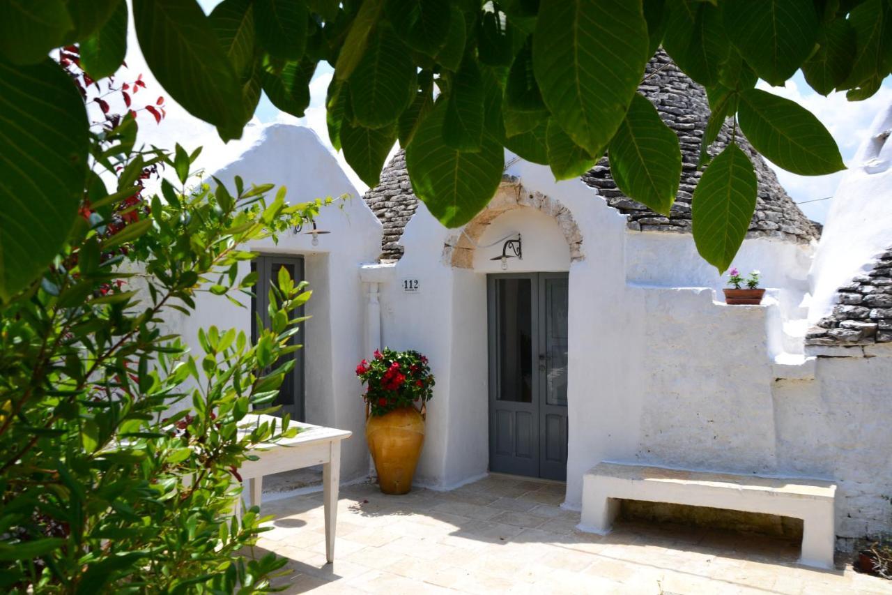 洛科罗通多 Trullo Piccola Contrada旅馆 外观 照片