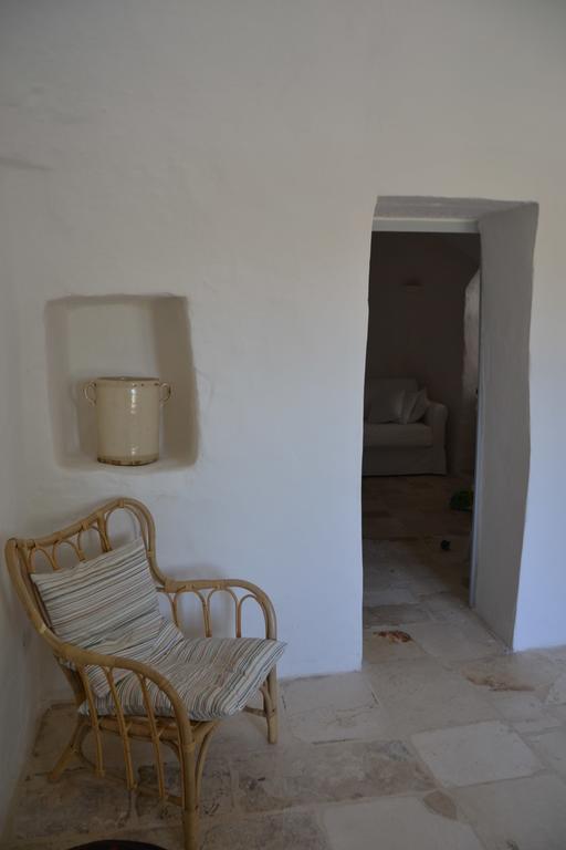 洛科罗通多 Trullo Piccola Contrada旅馆 外观 照片
